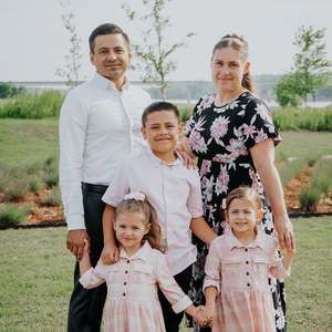 Meet your Posher, Kindra